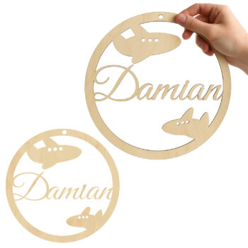 drewniana dekoracja z imieniem i samolotem – personalizowana, 35 cm
