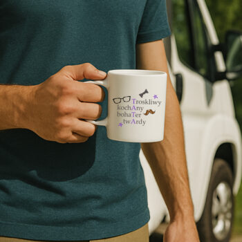 kubek z elementami męskiego stylu – prezent dla taty