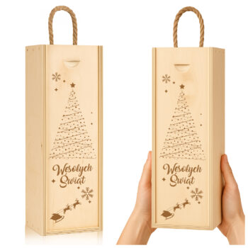 Drewniana skrzynka na wino z grawerem „Wesołych Świąt” i motywem choinki oraz sań Świętego Mikołaja.